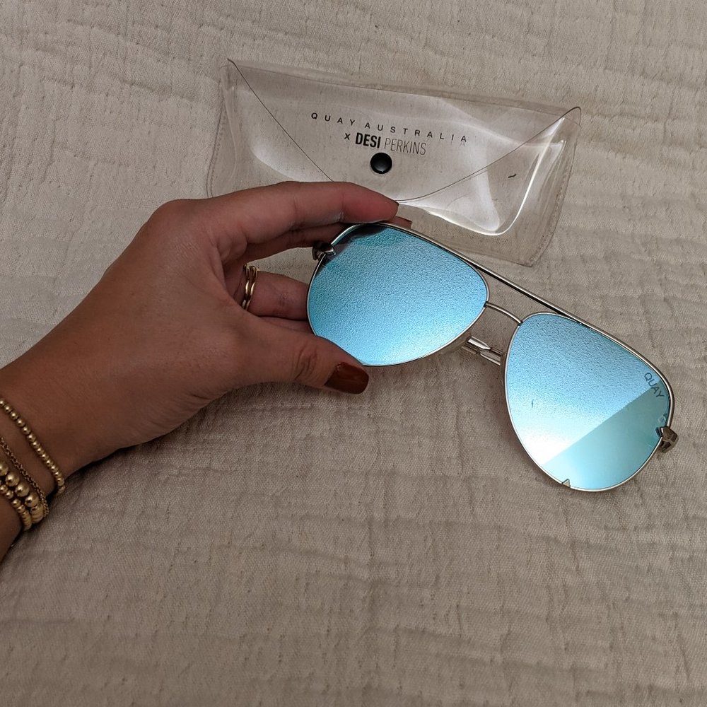 Quay Australia x Desi Perkins High Key Suglasses